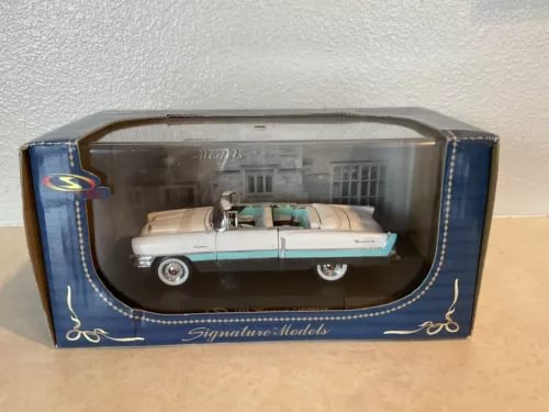 1:32 vintage Packard Caribbean convertible diecast model in display box