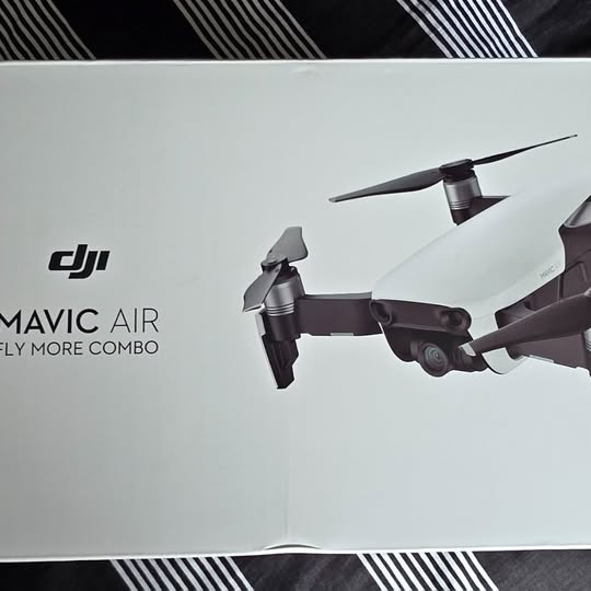 DJI Mavic Air Fly More Combo box with drone illustration