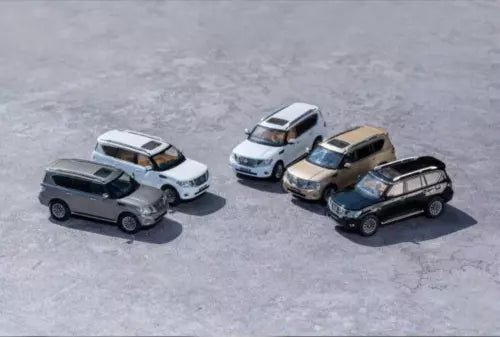 1/64 diecast model car set, Nissan Patrol Y62, four vehicles in silver, white, black, gold