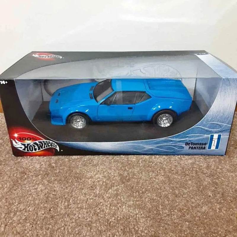 1:18 DeTomaso Pantera diecast car, blue sports coupe with wheels and front grille