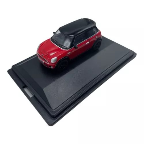 MINI Cooper S diecast car, red body with black roof, OO scale 1:76
