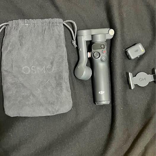 DJI Osmo 7p gimbal stabilizer with pouch and accessories