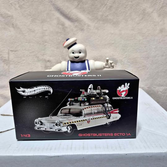 1/43 diecast Ecto 1A Ghostbusters car in display box, front view