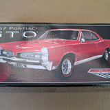 Icons WIX Filter 1967 Pontiac GTO 1:24 scale Diecast Collectable Car Cedar MN