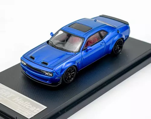1:64 blue metal muscle sports diecast car toy on black display base