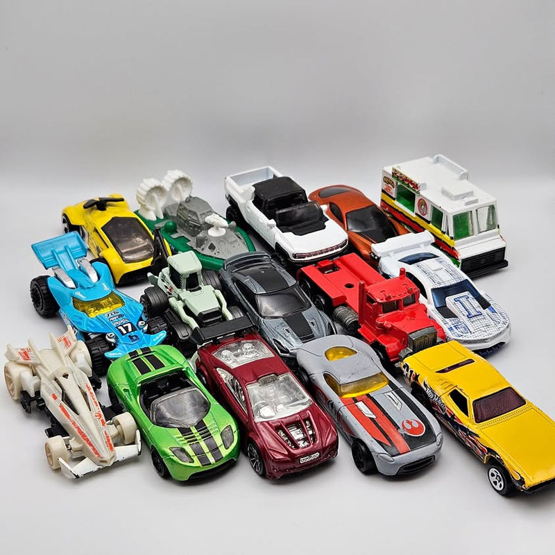 Assorted diecast car lot with 15 vintage-style toy cars in mixed colors