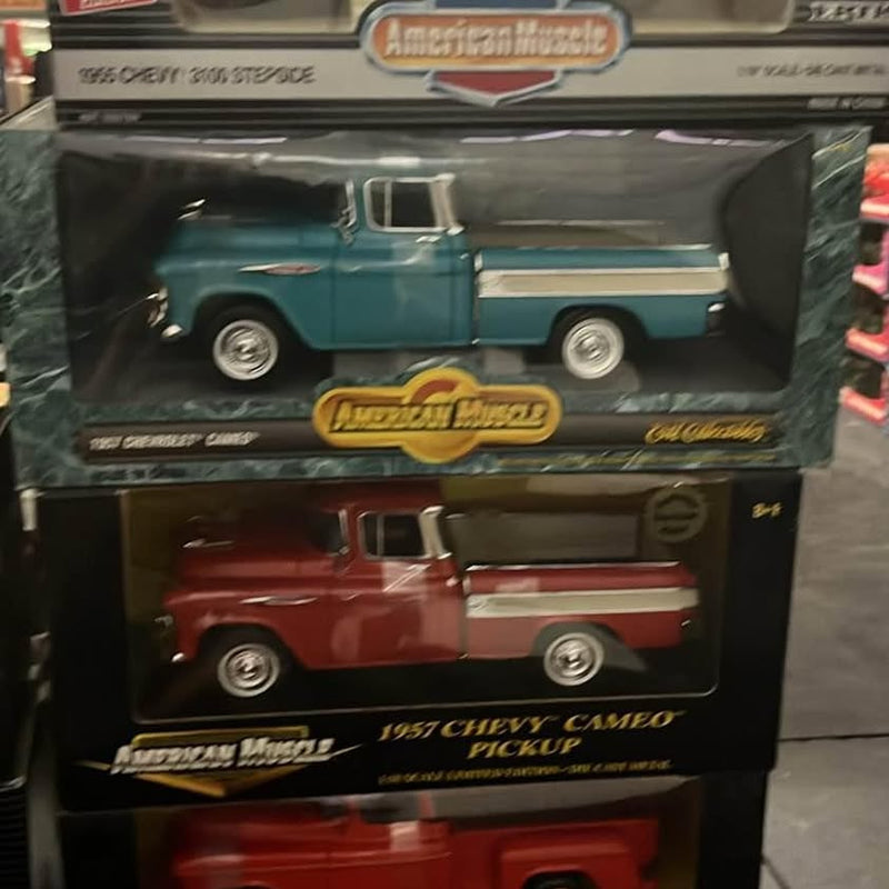 1/18 diecast Chevy pickup truck set, teal and red with white stripes
