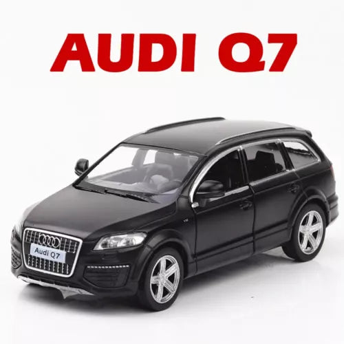 Alloy diecast car model toy Audi Q7 dark SUV with chrome grille