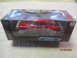 YAT MING ROAD LEGENDS 1948 TUCKER 1:18 NIB DIECAST ORIGINAL VINTAGE Parts