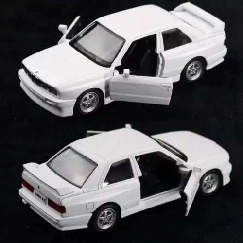 White BMW M3 E30 diecast model car with open door, 1/36 scale
