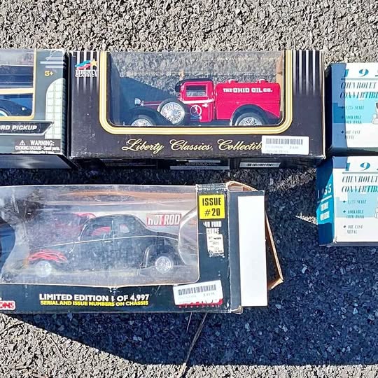 Liberty Classics diecast pickup truck in blue box, clear window, pink cab