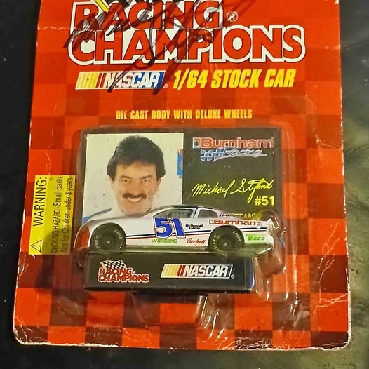1/64 diecast stock car, Racing Champions NASCAR #51