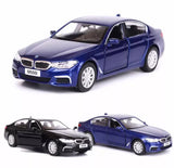 BMW M550i xDrive 1:36 Scale Model Car Diecast Toy Vehicle Gift Collection Kids Toy