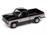 Auto World NEW CASTING '81 Chevy Silverado 10 Fleetside 1:64 Scale Diecast 302B Toy
