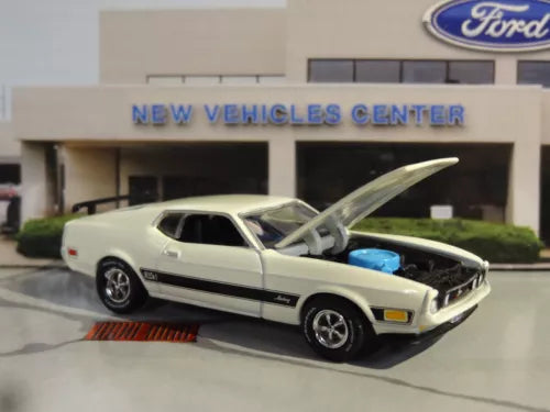 1971-73 Ford Mustang Mach 1 diecast model car, white, hood open on display base