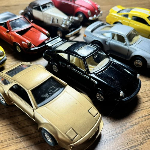 Diecast pull-back toy car lot, assorted colors, metal vehicles