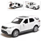 Land Rover Discovery diecast model SUV, white, 1/36 scale, front three-quarter view