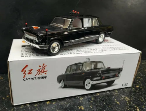 1:32 diecast model limousine with black finish, on display box