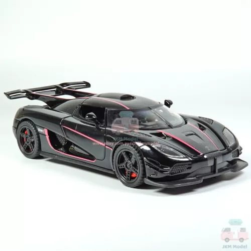 1:32 Koenigsegg One:1 diecast model car, black with red stripe detail