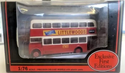 1:76 scale die-cast model bus in retail display box