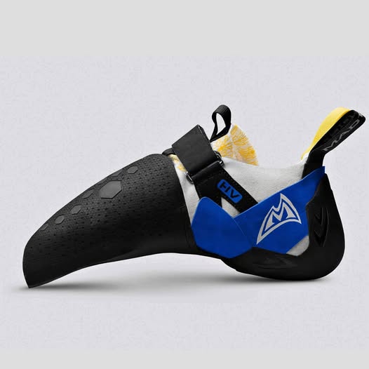 Mens athletic shoe with hook-and-loop strap, black and blue accents