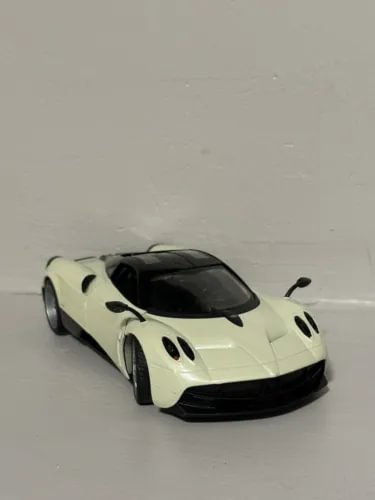 1/24 diecast model car, pearl white with black hood and side vents