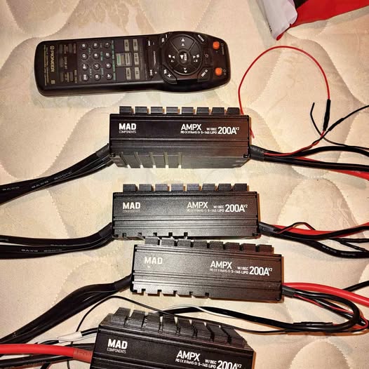 Drone power distribution modules (MAD) with wiring harness and connectors