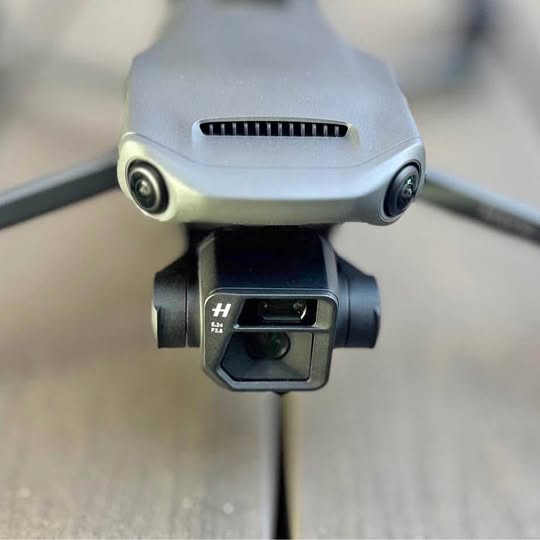 DJI Mavic 3 Classic drone with front camera gimbal and light gray body