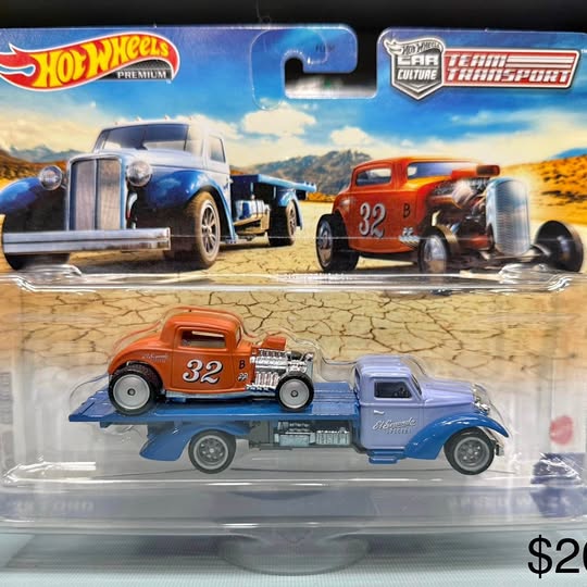 Hot Wheels 1:64 diecast car set with blue and orange vintage cars in clear blister