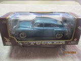 ROAD LEGENDS 1948 TUCKER TORPEDO 1:18 DIECAST BLUE ORIGINAL VINTAGE Parts