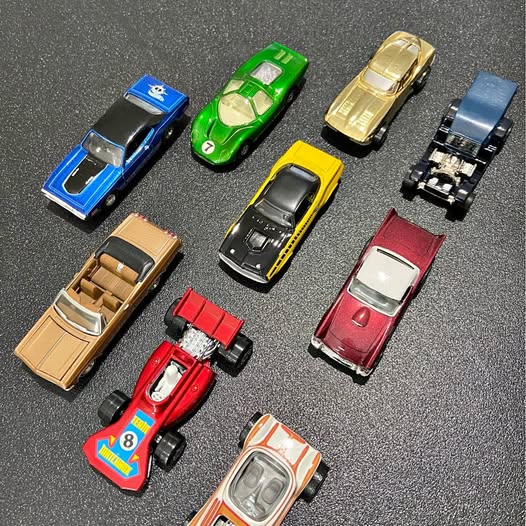 Diecast cars set of 8 toy vehicles in blue, green, gold, red, and black