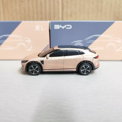 1:64 scale BYD Song L diecast car model toy, white with black wheels