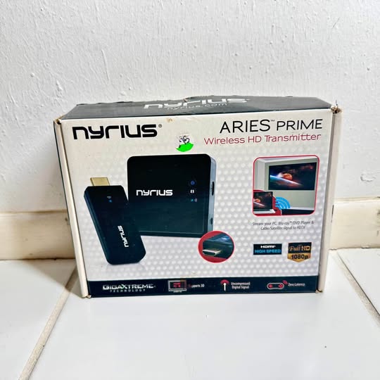 Nyrius Aries Prime wireless HD transmitter retail box with front device photo