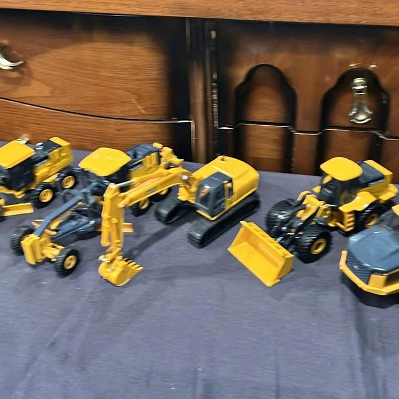 Yellow John Deere construction diecast vehicles set, 1:50 scale, with trucks and excavator
