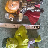 4? DieCast Collectible Figure Hulk And ThorAnna TX