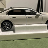1:18 Minichamps 2022 BMW i7 (Metallic White) Diecast Car Model (NEW) Brooklyn NY