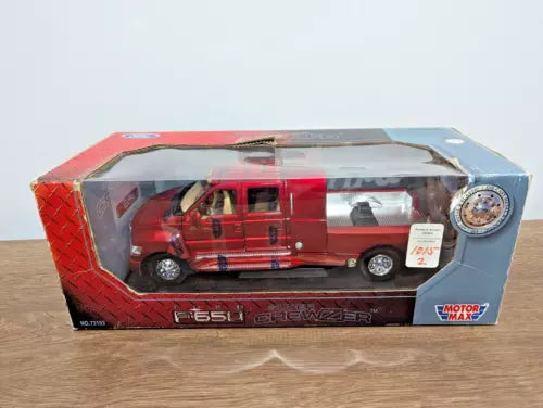 1/24 diecast 2005 Ford F-650 Super CrewZer red truck in retail box