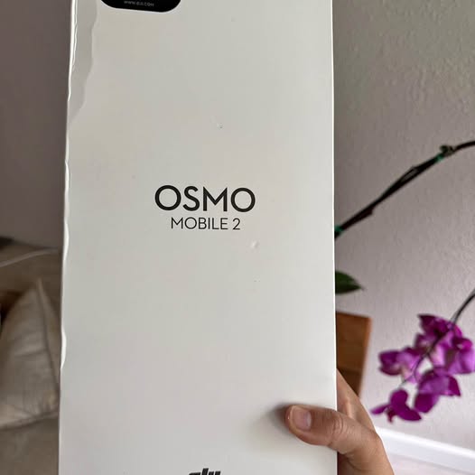 OSMO Mobile 2 smartphone gimbal box front label