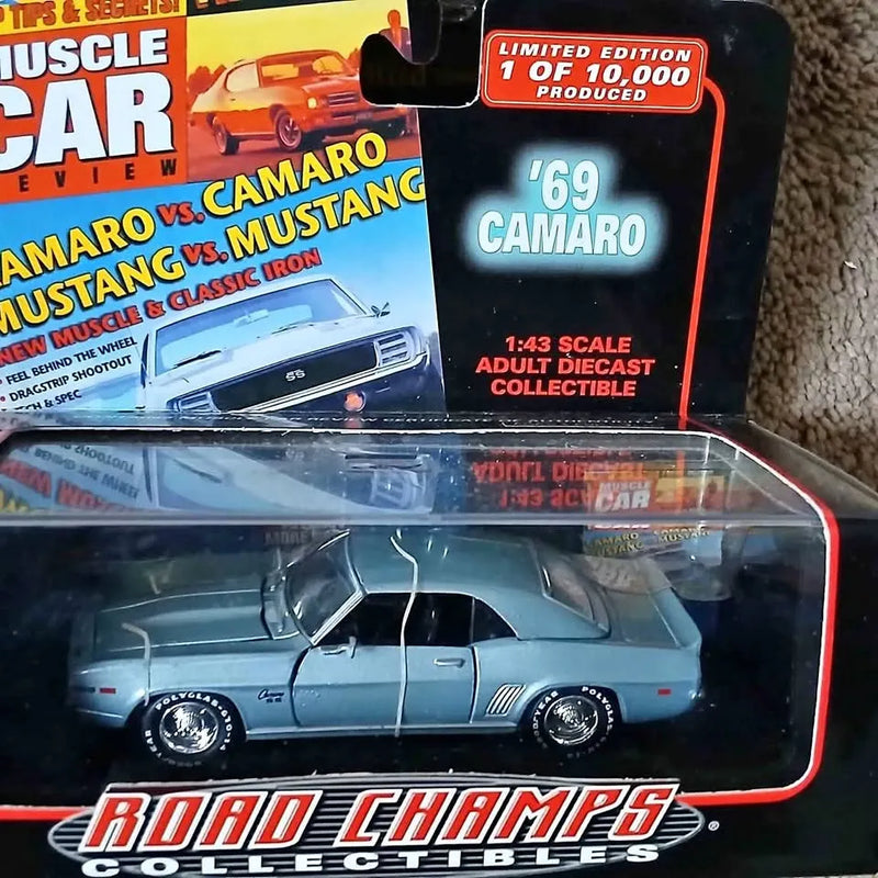 Road Champs 1:43 diecast 1969 Camaro toy car in retail display box, light blue