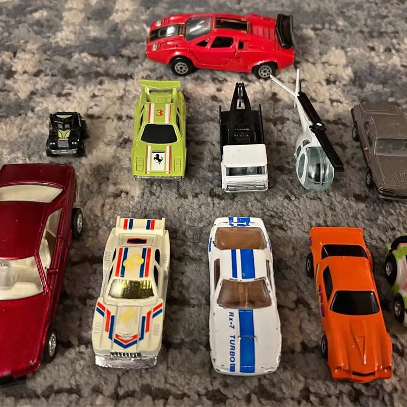 Vintage diecast vehicle lot of cars and trucks, assorted red, green, white, orange
