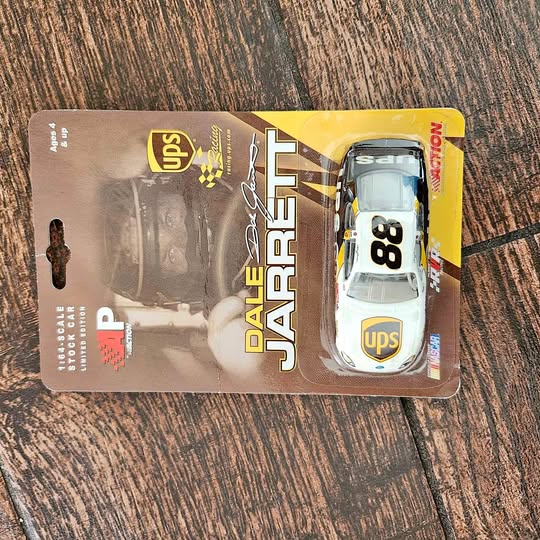 UPS #88 Dale Jarrett diecast racing car in blister pack