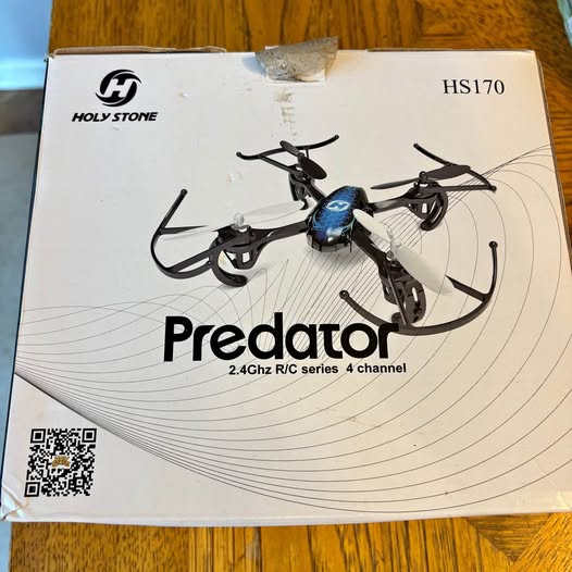 RC quadcopter drone in retail box, Predator, 2.4GHz 4-channel