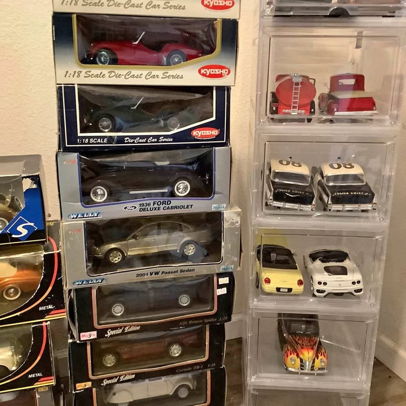 Assorted 1:18 and 1:24 diecast car models in boxed sets