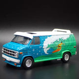 1978 78 GMC VANDURA CUSTOM SURF VAN 1/64 SCALE COLLECTIBLE DIORAMA DIECAST CAR Toy