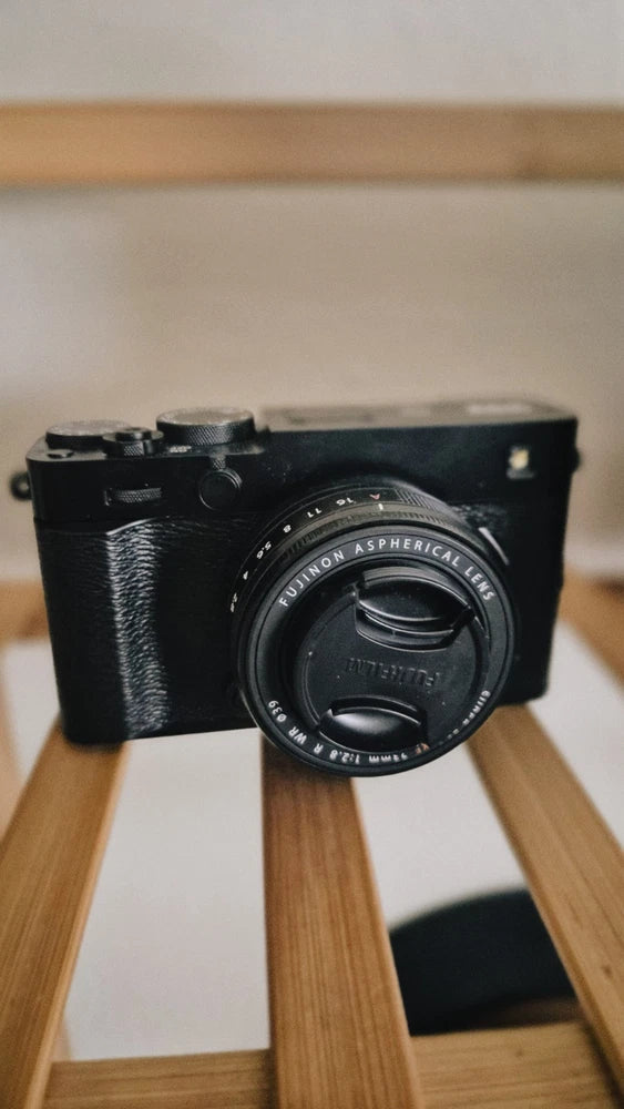 Fujifilm X-E5 Mirrorless Camera with XF 23mm f2.8 Lens Black