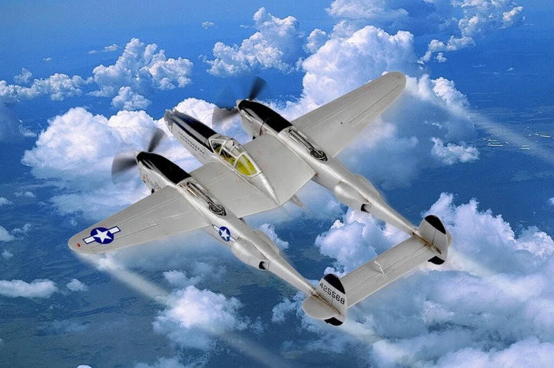 HobbyBoss P-38L-5-LO 1/72 model airplane kit, silver twin-engine twin-tail aircraft
