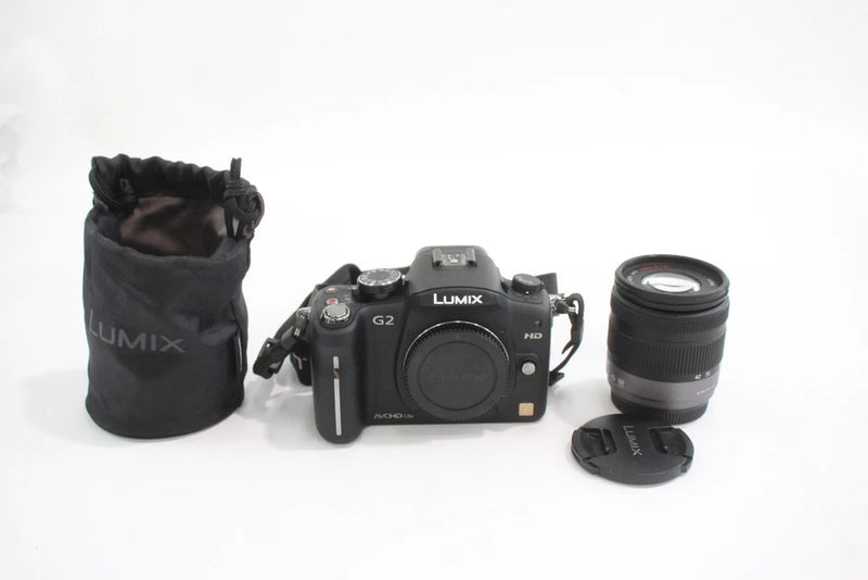 Lumix DMC-G2 Mirrorless Digital Camera Working w/ Lumix G Vario 14-42mm