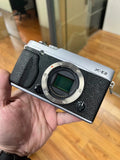 Fujifilm X Series X-E2 16.3MP Digital Camera - Silver (Body Only)-90%new