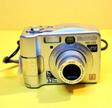 PANASONIC DMC-LC50 3.2MP LUMIX 3x OPTICAL ZOOM LEICA LENS COMPACT DIGITAL CAMERA