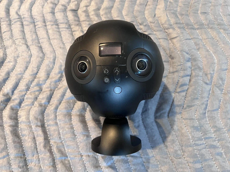 insta360 Pro 360 camera - 8K VR Virtual reality *For Parts* (READ DESCRIPTION)